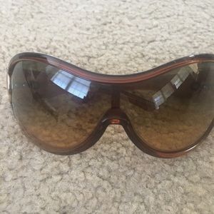 Authentic GUCCI SUNGLASSES